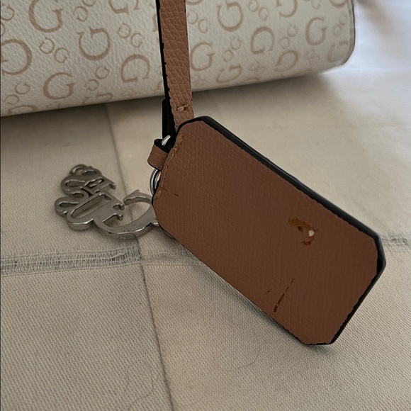 GUESS Cream and Tan Logo Satchel with Removable Strap - Picture 9 of 10